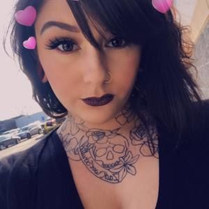 Meet your Posher, Holly